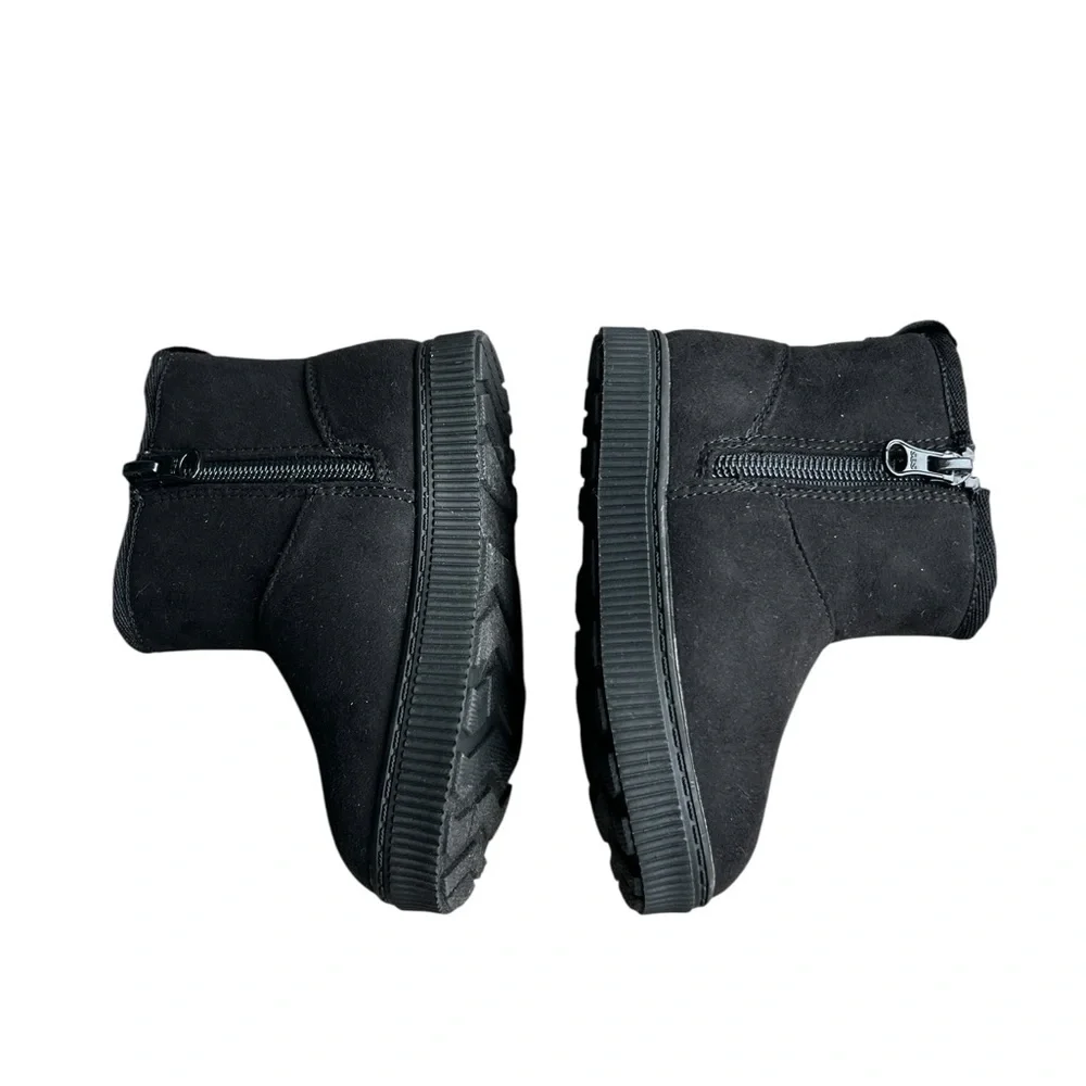 Cat & Jack Arlo Bootie Girls‎ Black Faux Suede Fuzzy Lined Boots 7